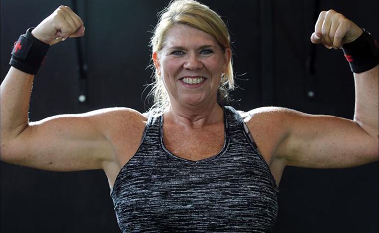 Older Women Find New Life With Weight Lifting – FemaleMuscle, Female
