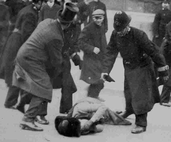 Black Friday protest, 1910: Suffragettes were assaulted by police and men in the crowd