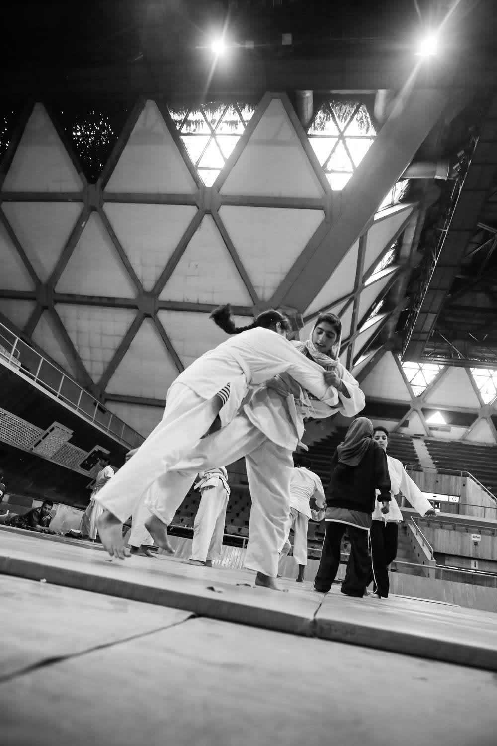 hijabs and judo throws 03